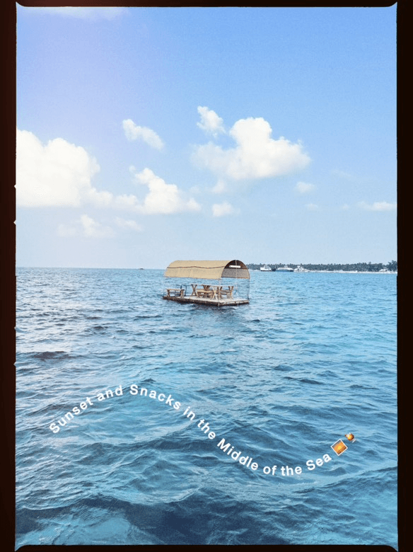 Sunset Snacks Experience on a Floating Boat